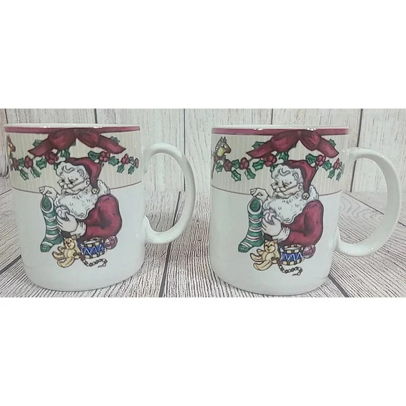 Vintage Fitz and Floyd Santa's List CoffeeTea Mug Cup Set Of 2 White Red 4" 1994 - Picture 2 of 7